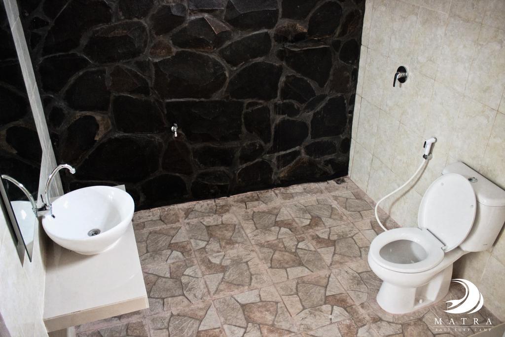 Matra Bali Surf Camp Hotell Canggu Rom bilde